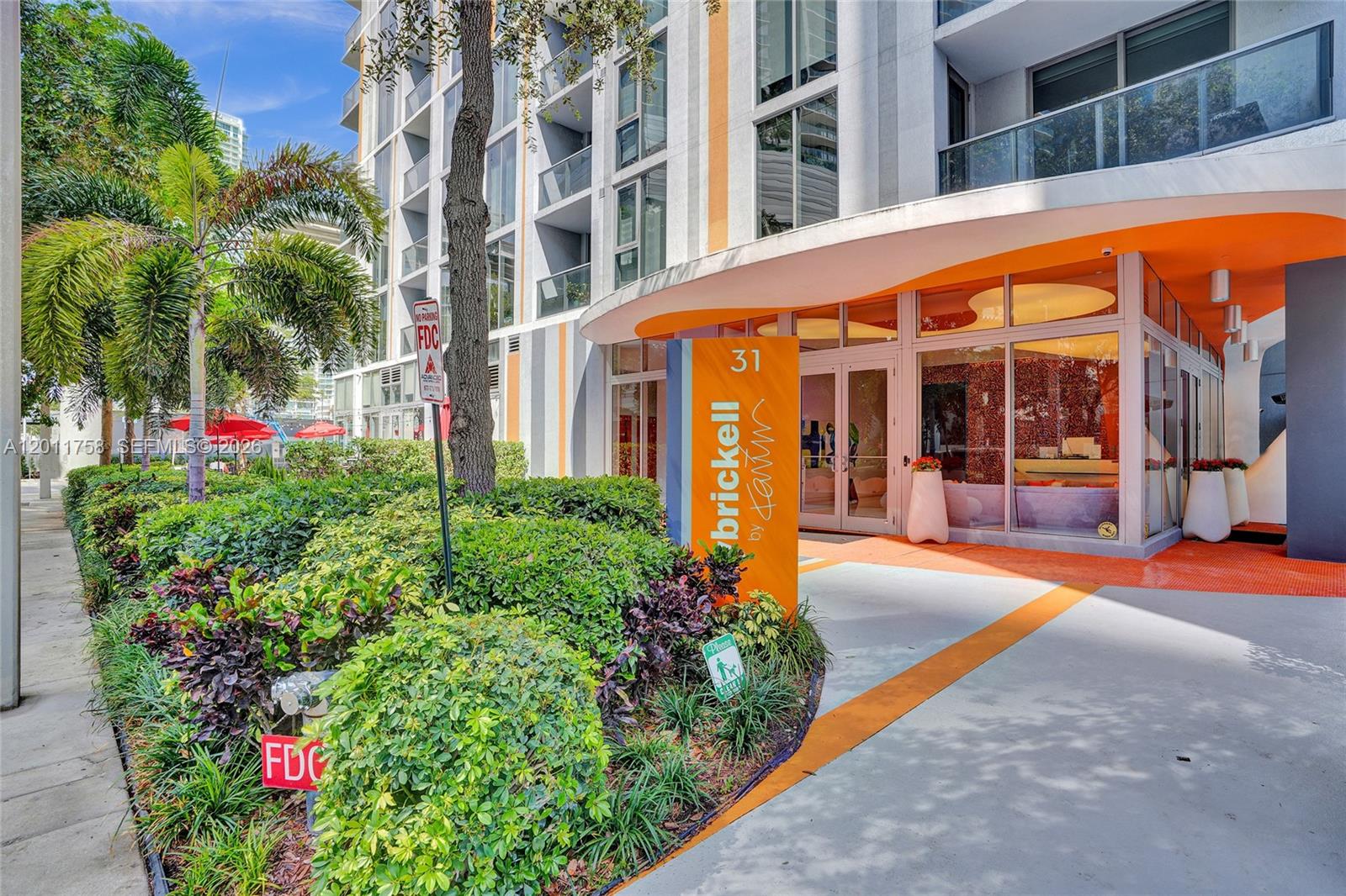 31 SE 6th St #805, Miami FL 33131