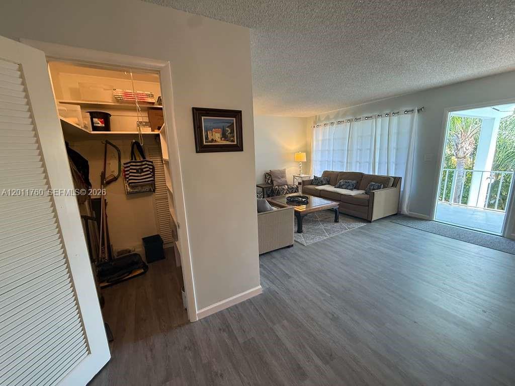 710 N K St #202, Lake Worth FL 33460