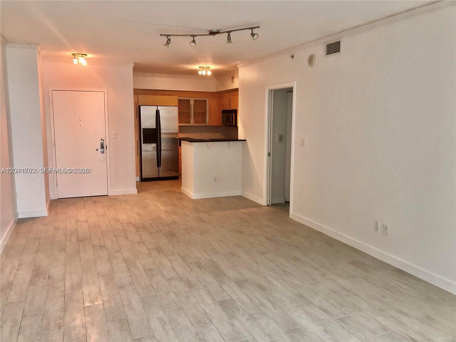 335 S Biscayne Blvd #3100, Miami FL 33131