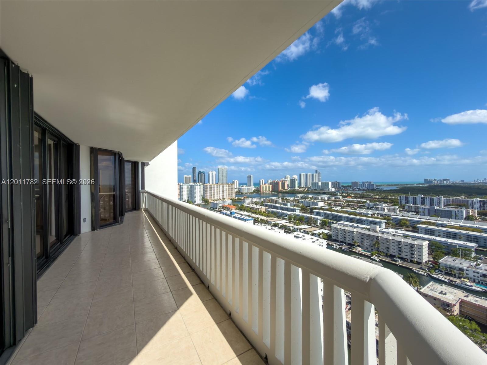 2000 Island Blvd #2503, Aventura FL 33160