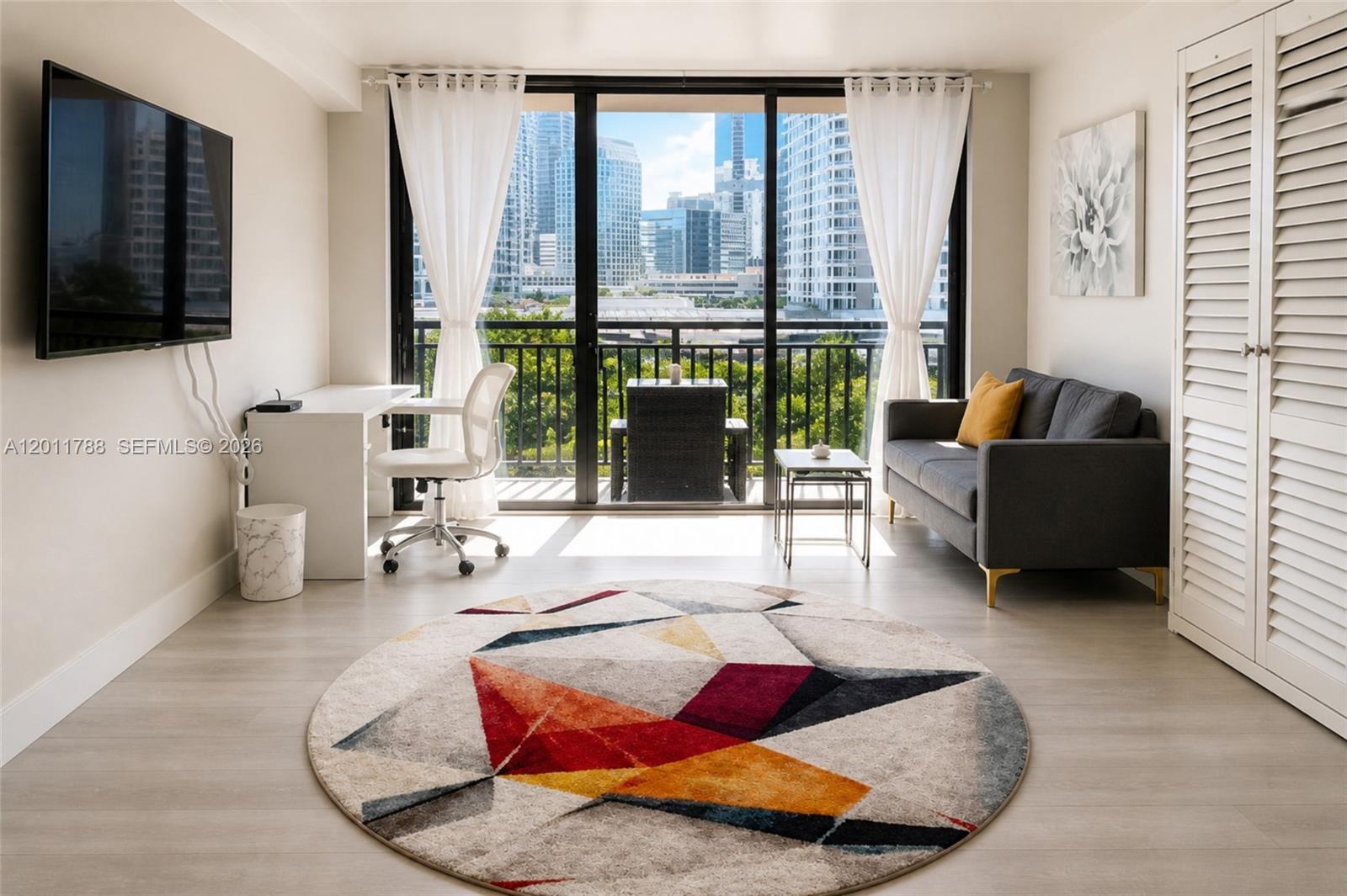540 Brickell Key Dr #813, Miami FL 33131