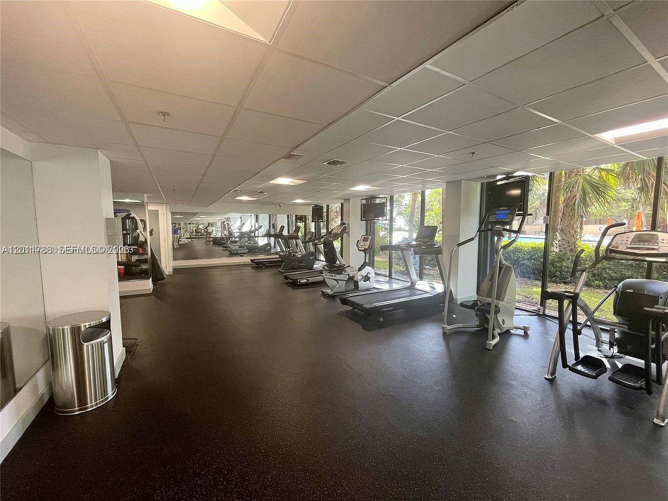 540 Brickell Key Dr #813, Miami FL 33131