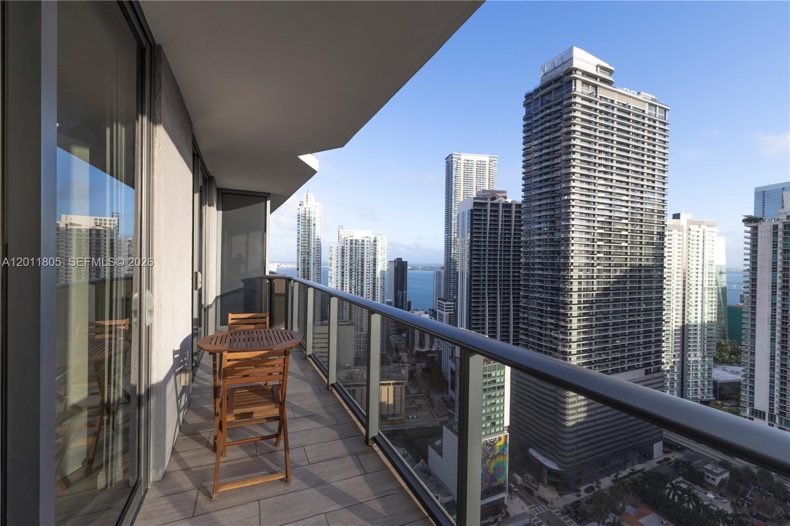 55 SW 9th St #3404, Miami FL 33130