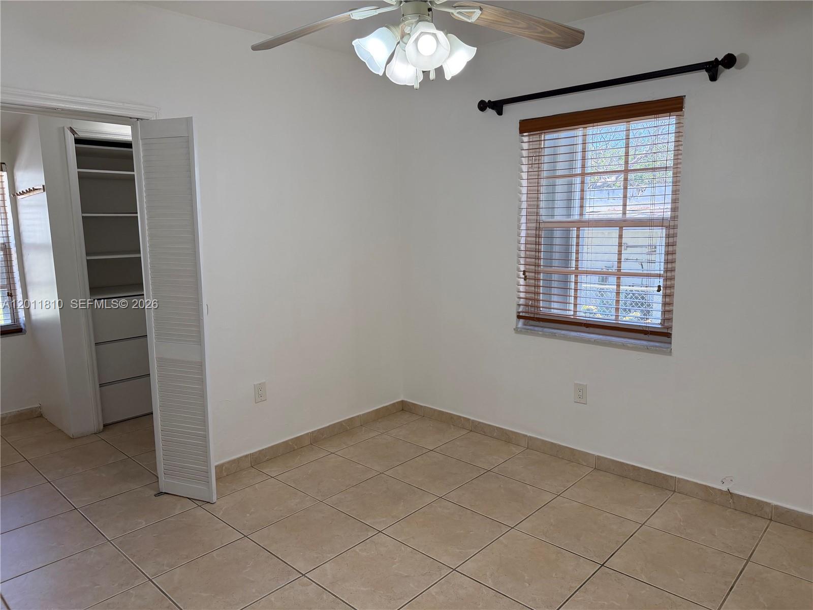 155 Nahkoda Dr, Miami Springs FL 33166