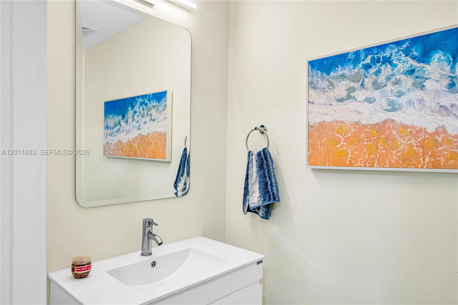 60 SW 13th St #2014, Miami FL 33130