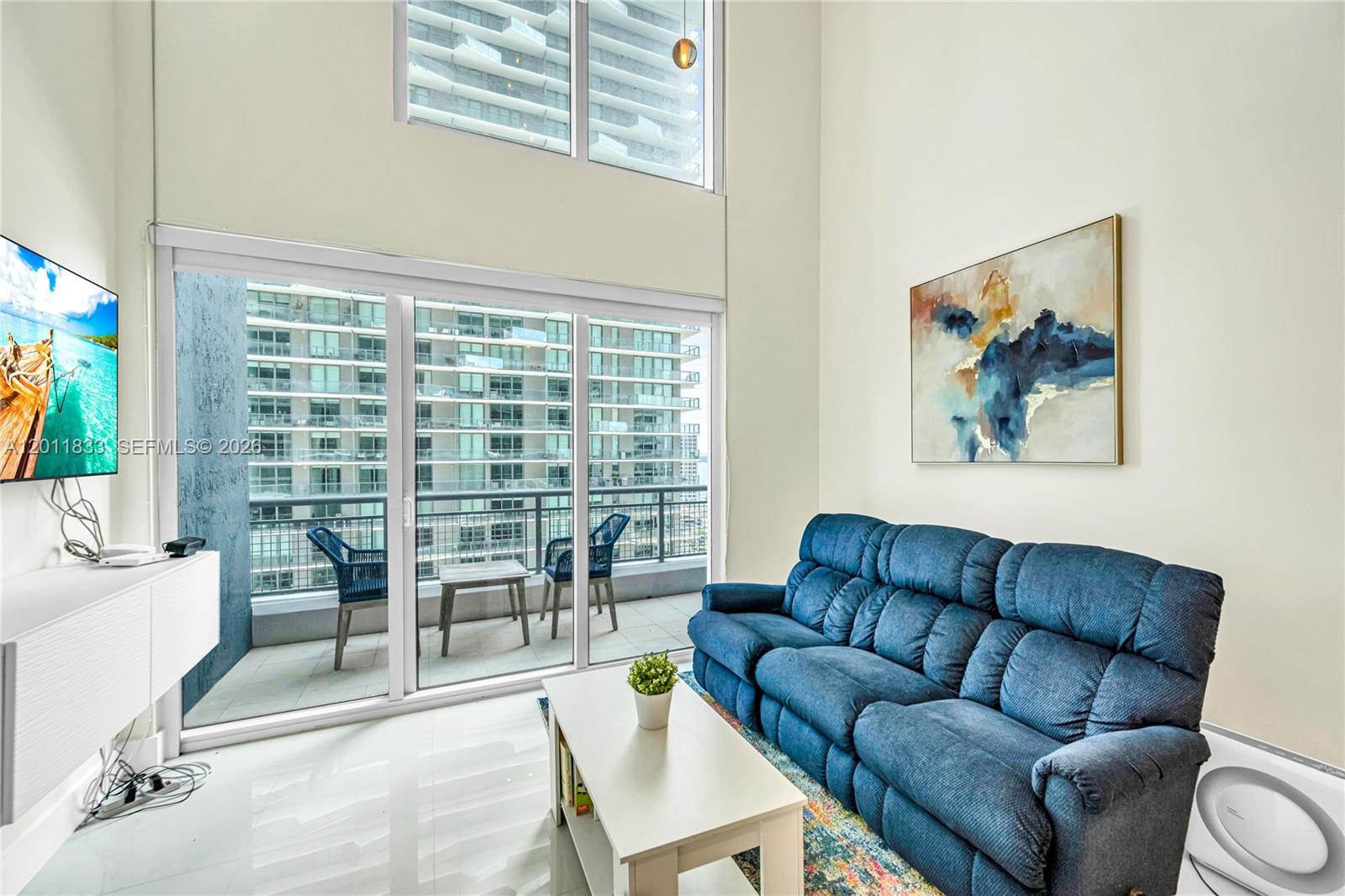 60 SW 13th St #2014, Miami FL 33130