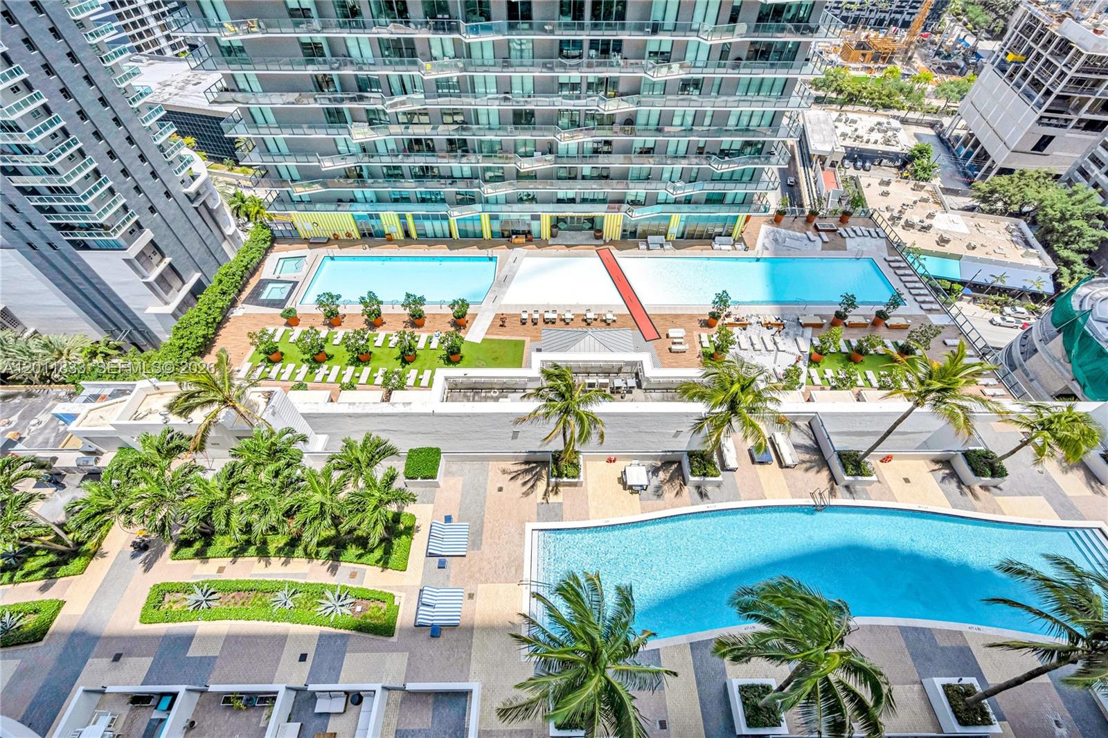 60 SW 13th St #2014, Miami FL 33130