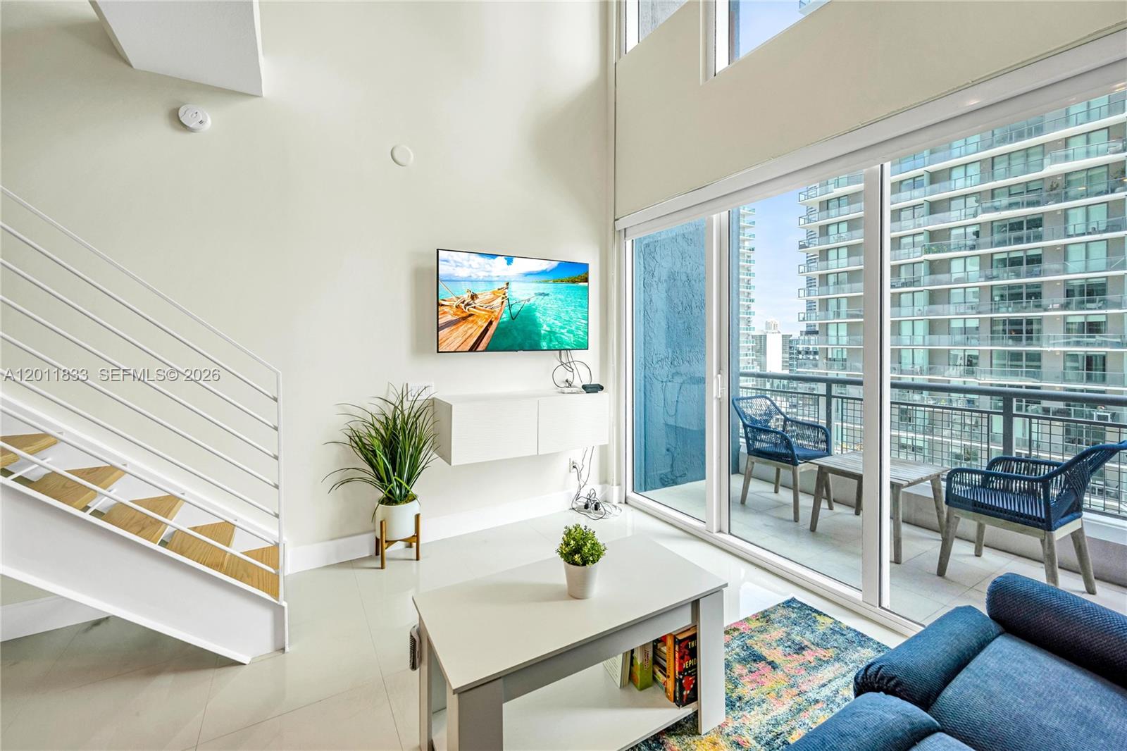 60 SW 13th St #2014, Miami FL 33130
