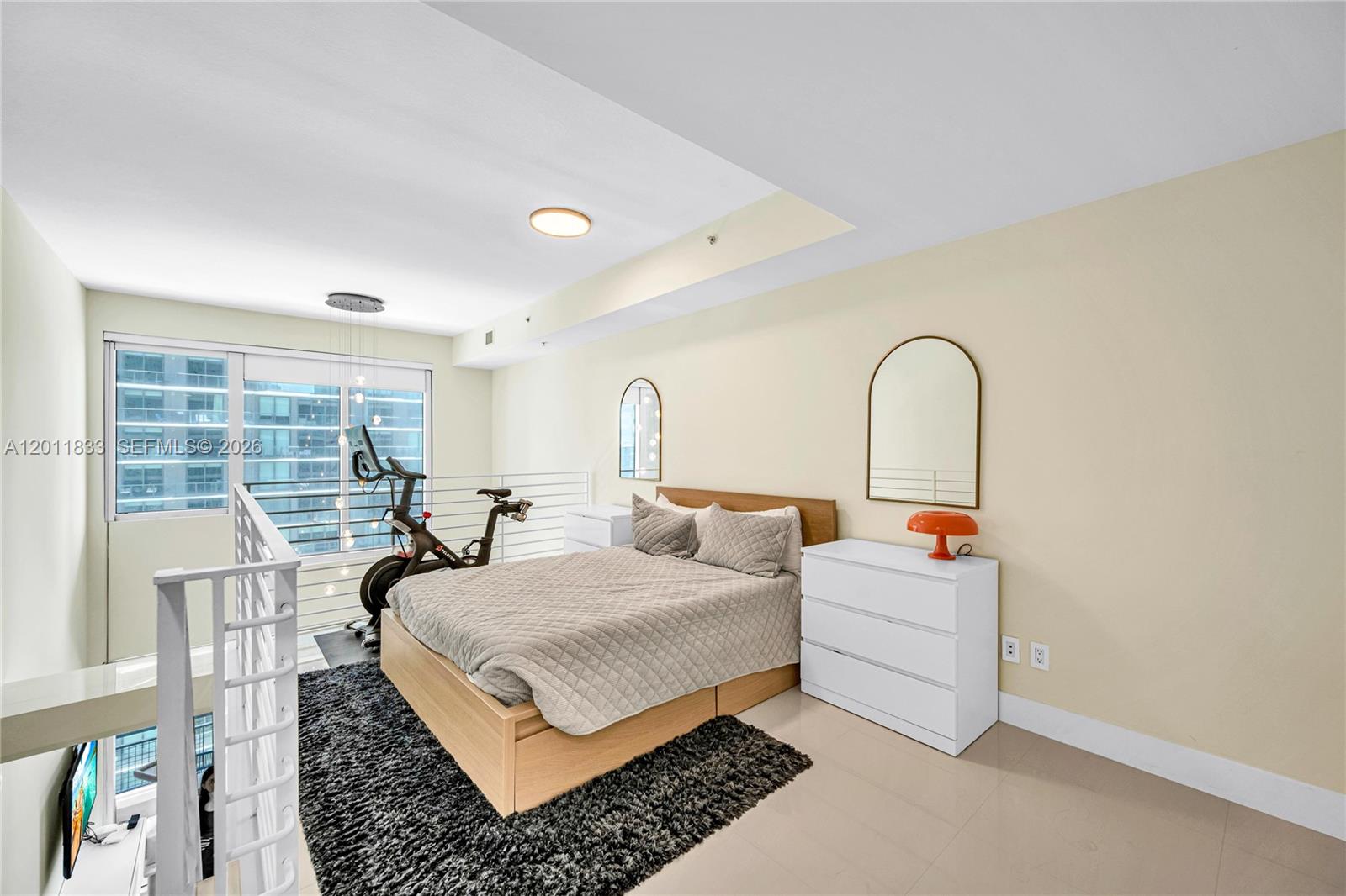 60 SW 13th St #2014, Miami FL 33130