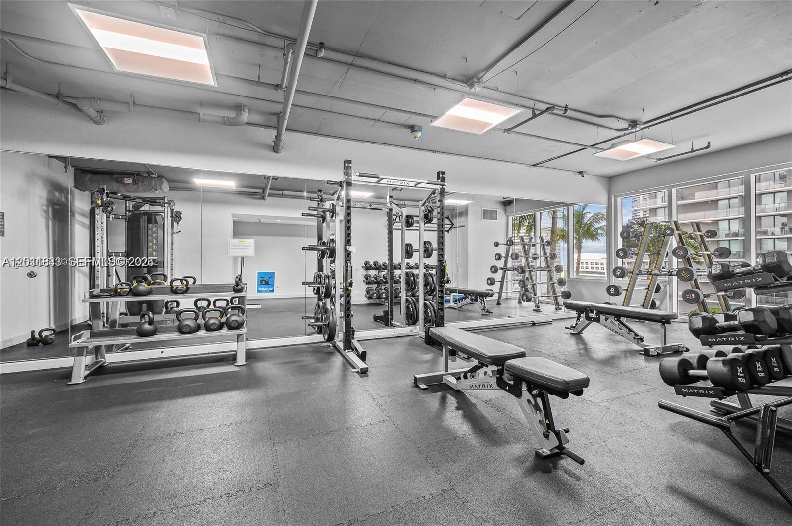 60 SW 13th St #2014, Miami FL 33130