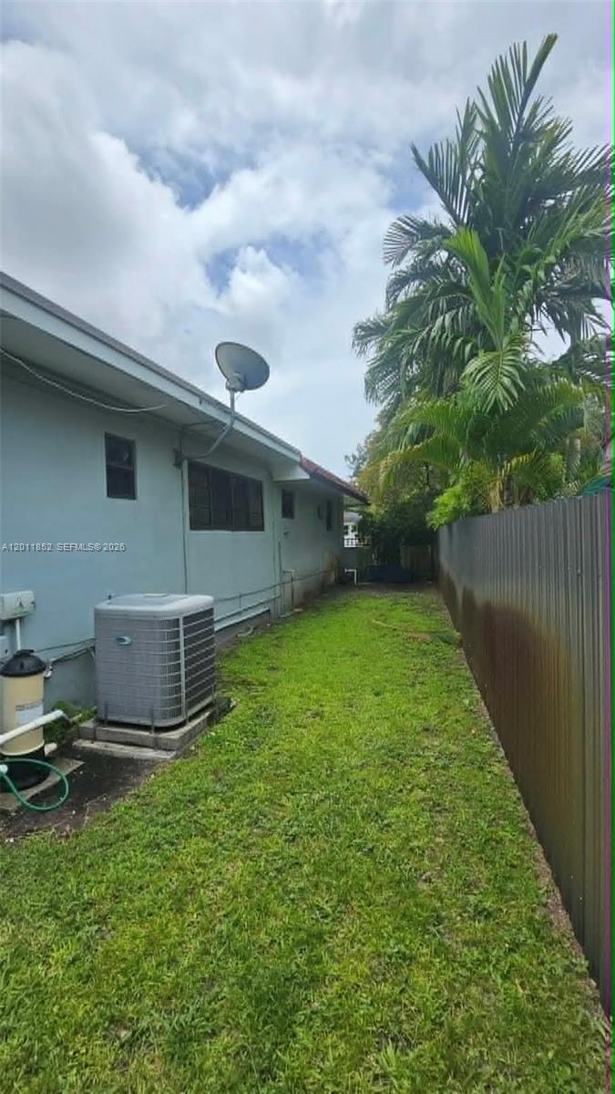 831 Wren Ave, Miami Springs FL 33166