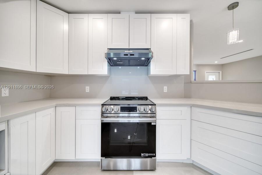 15730 SW 87th Ct, Palmetto Bay FL 33157