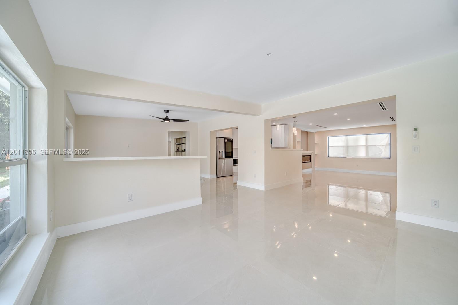 15730 SW 87th Ct, Palmetto Bay FL 33157