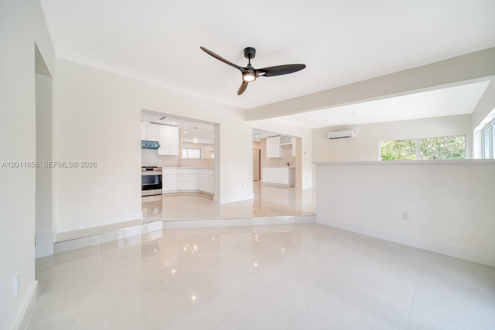 15730 SW 87th Ct, Palmetto Bay FL 33157