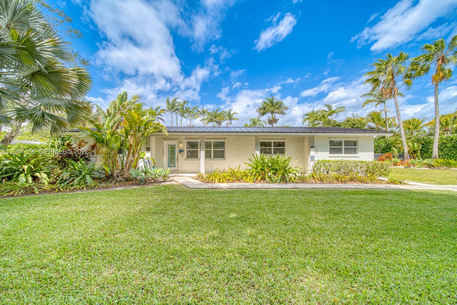 15730 SW 87th Ct, Palmetto Bay FL 33157