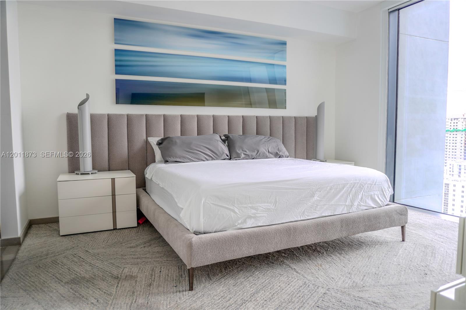 88 SW 7 #2112, Miami FL 33130
