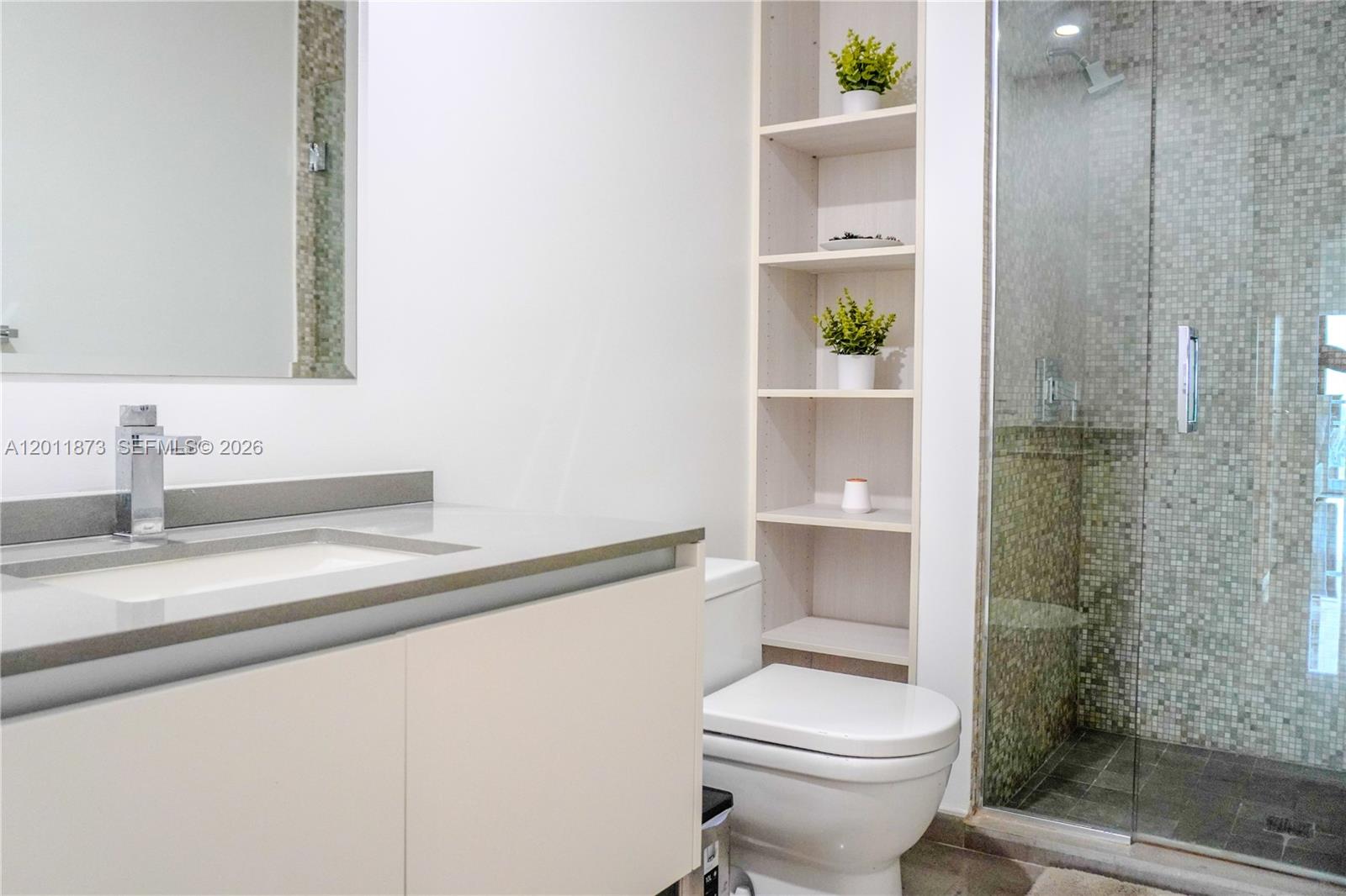 88 SW 7 #2112, Miami FL 33130
