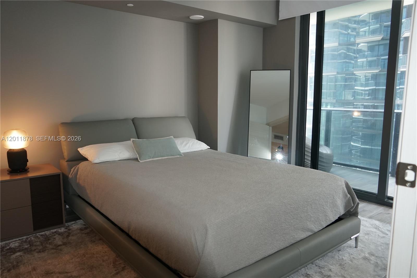 801 S Miami Ave #2306, Miami FL 33130