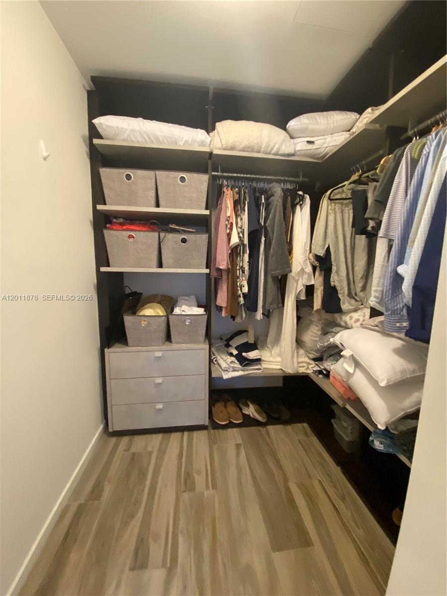 801 S Miami Ave #2306, Miami FL 33130