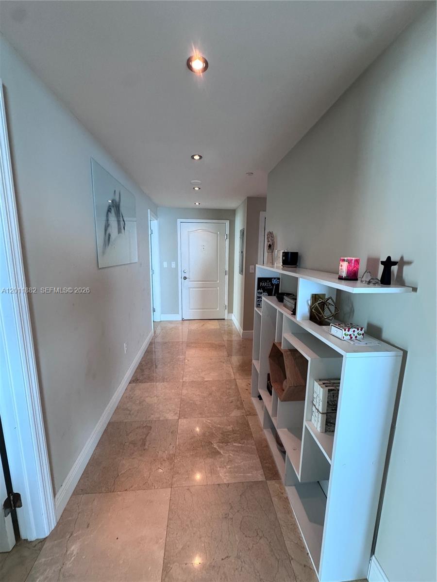 2101 Brickell Ave #3205, Miami FL 33129