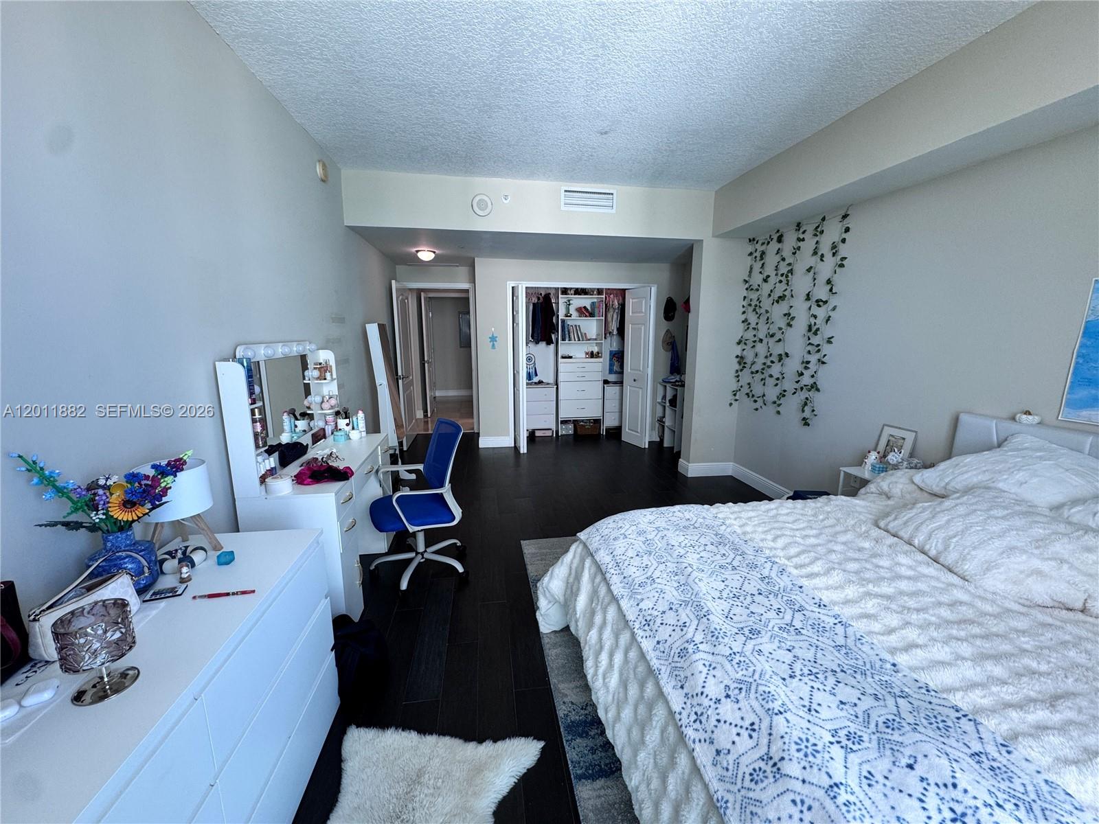 2101 Brickell Ave #3205, Miami FL 33129