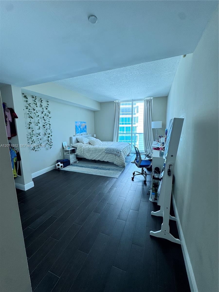2101 Brickell Ave #3205, Miami FL 33129