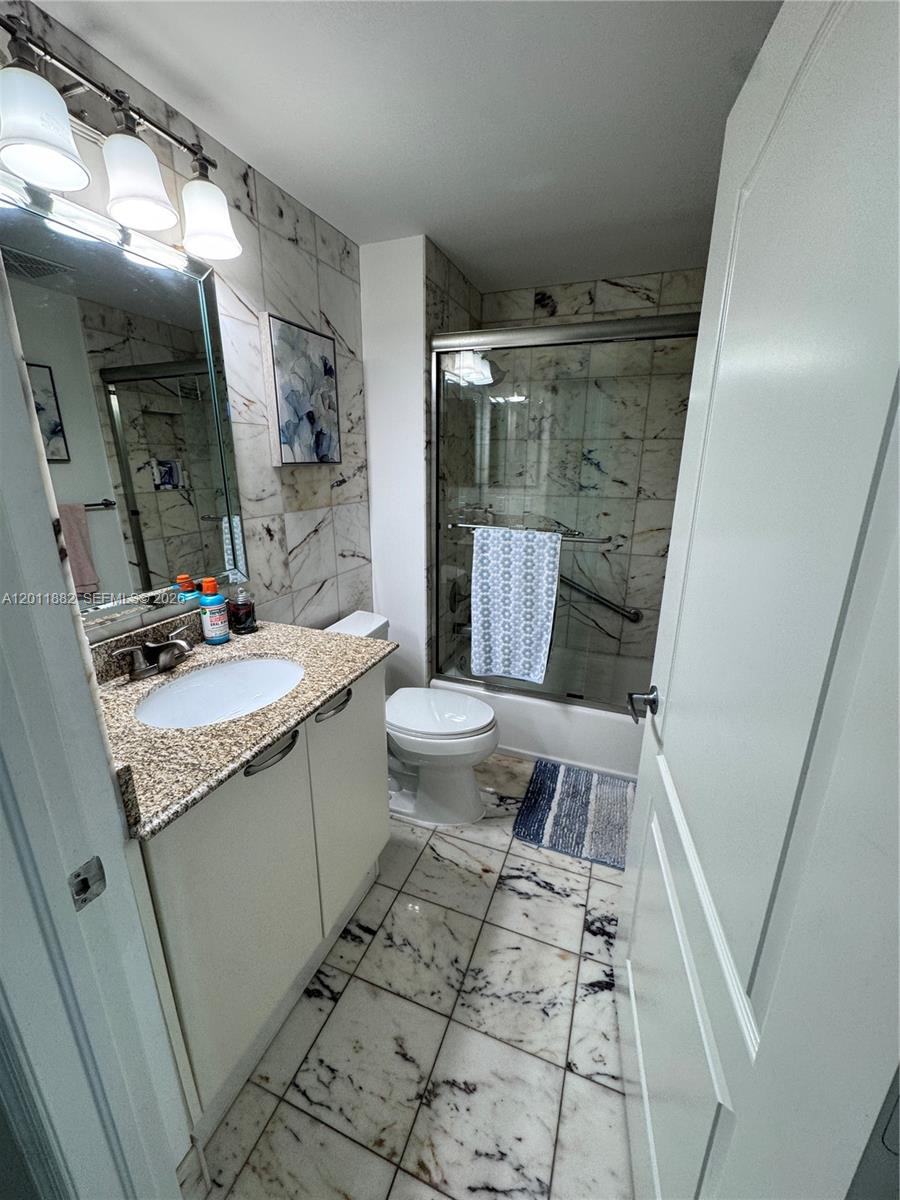 2101 Brickell Ave #3205, Miami FL 33129