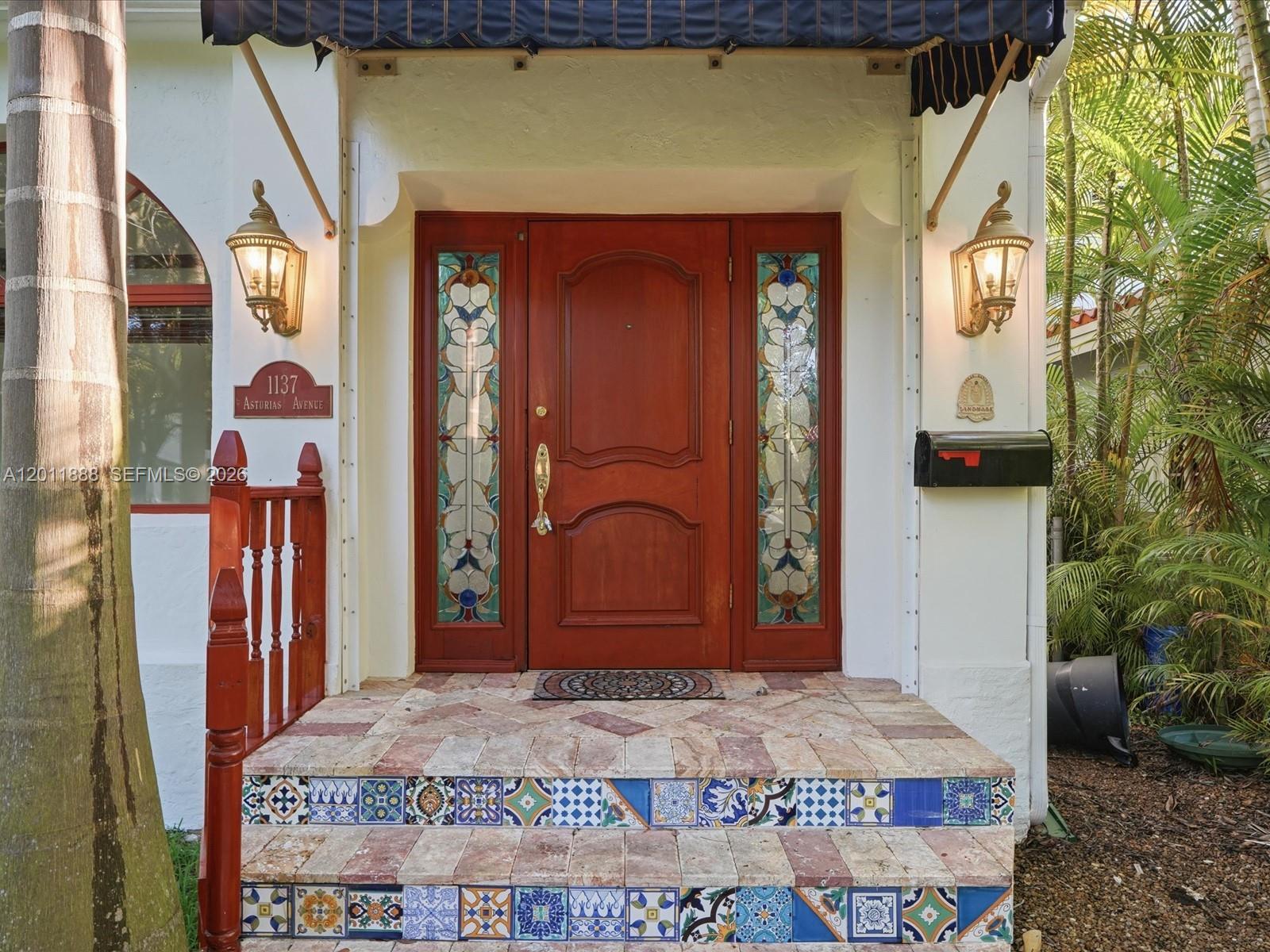 1137 Asturia Ave, Coral Gables FL 33134