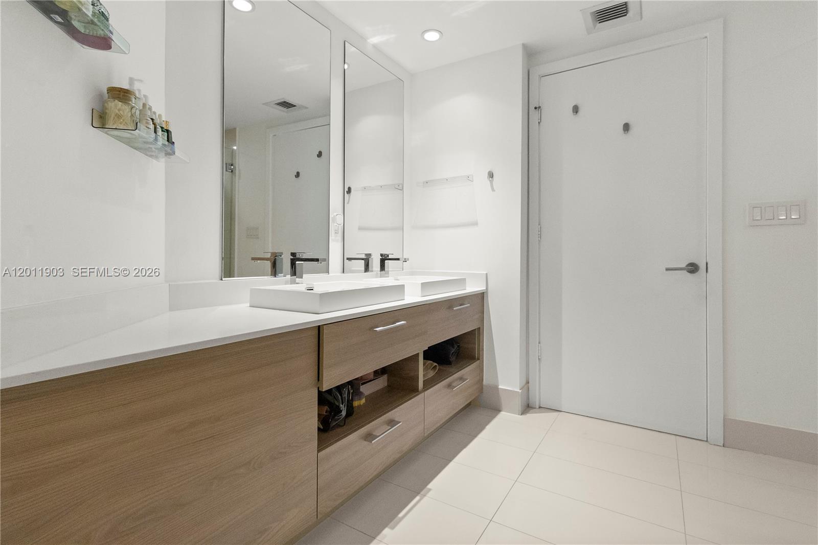 1300 S Miami Ave #2001, Miami FL 33130