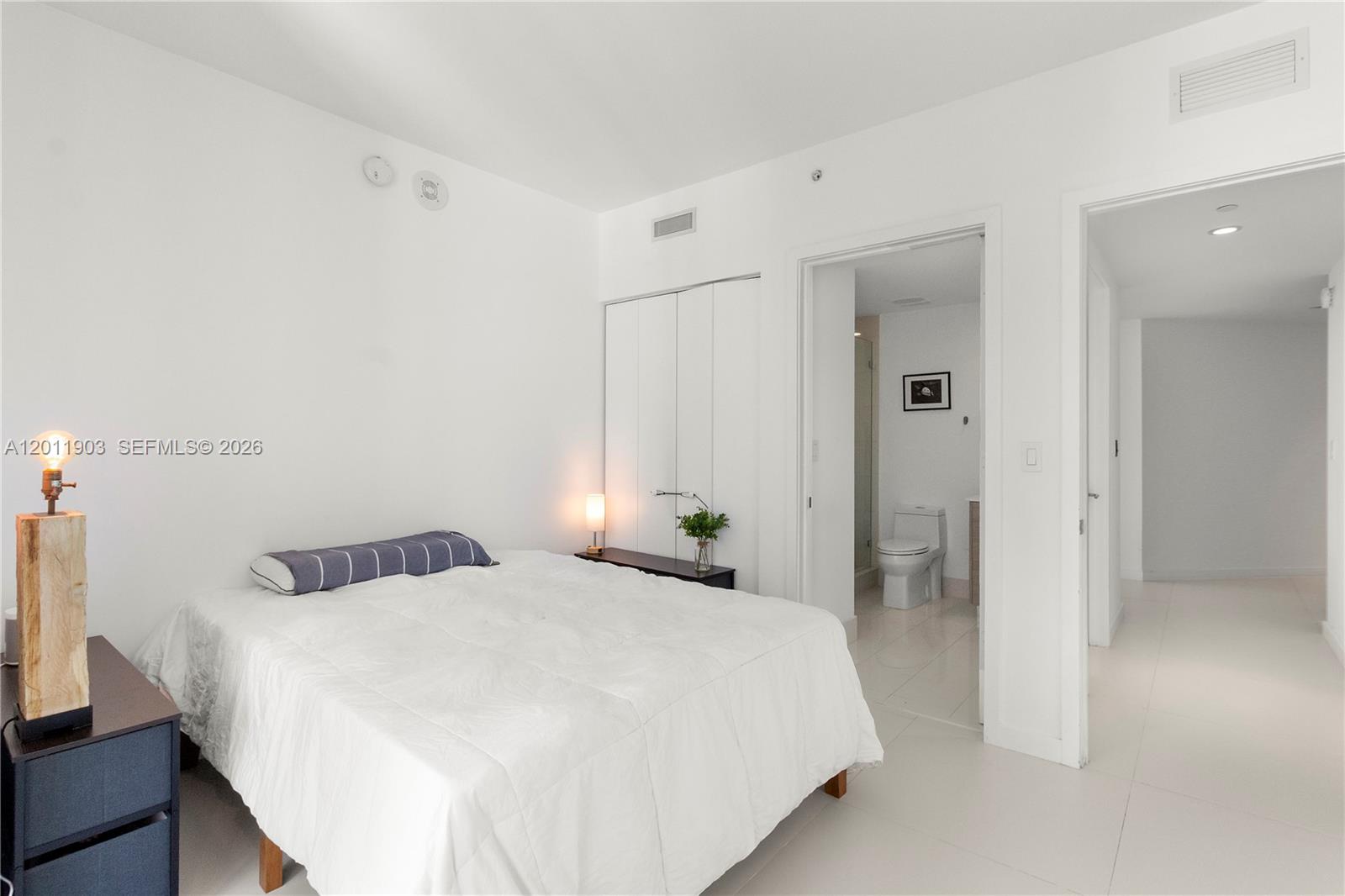 1300 S Miami Ave #2001, Miami FL 33130