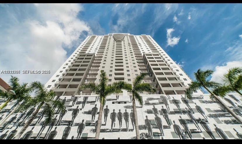 185 SE 14th Ter #603, Miami FL 33131