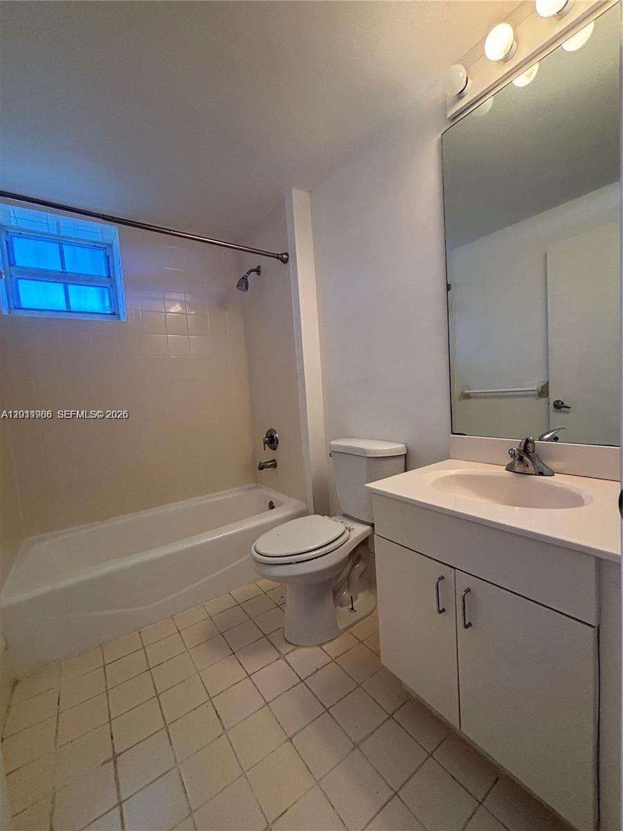 185 SE 14th Ter #603, Miami FL 33131