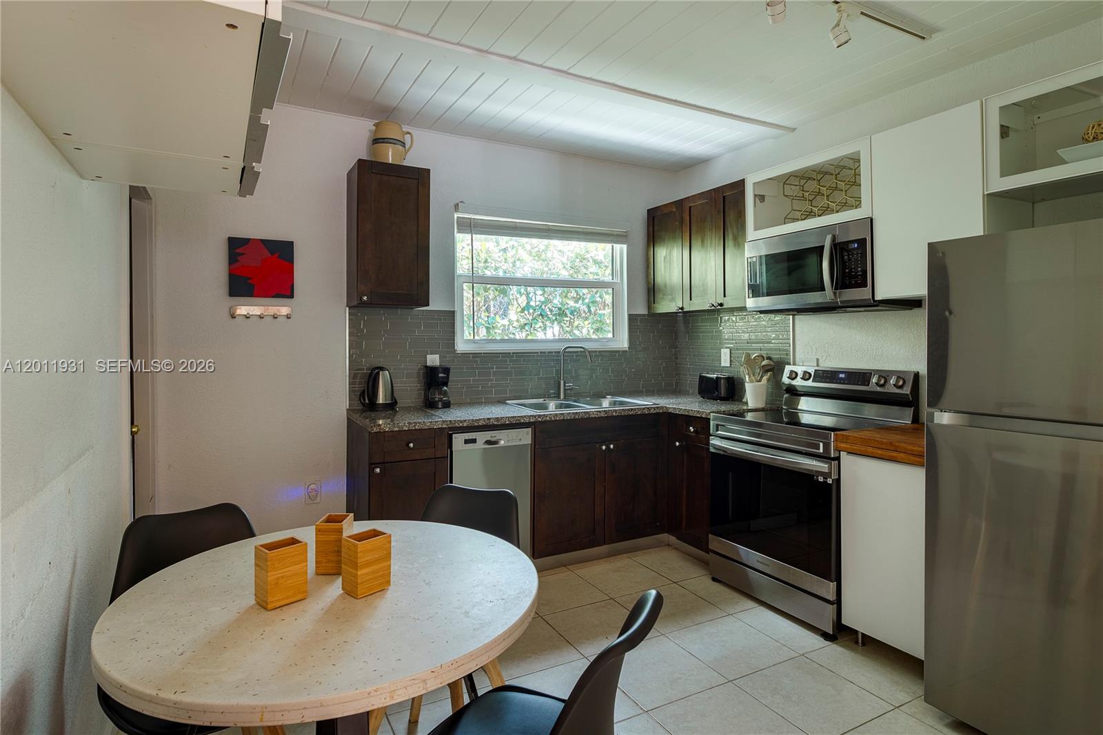 3655 Oak Ave #3655, Miami FL 33133