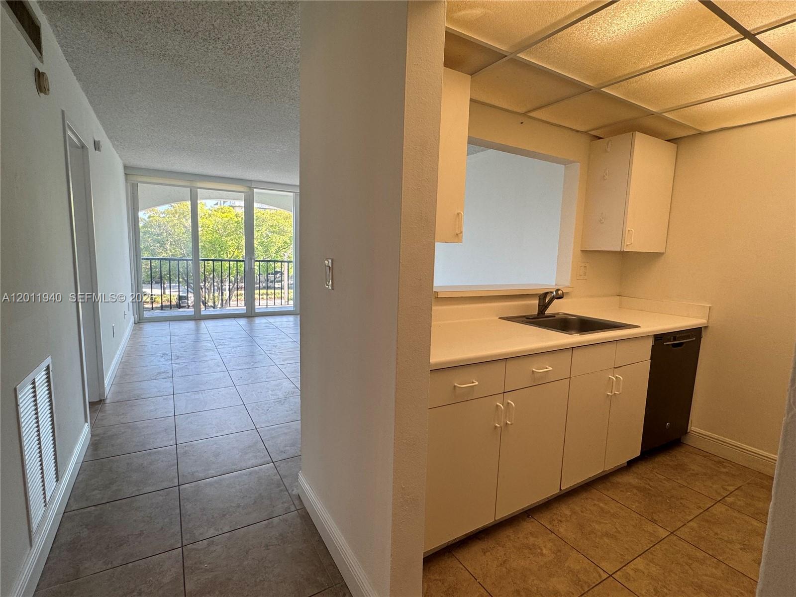 2160 SW 16th Ave #416, Miami FL 33145