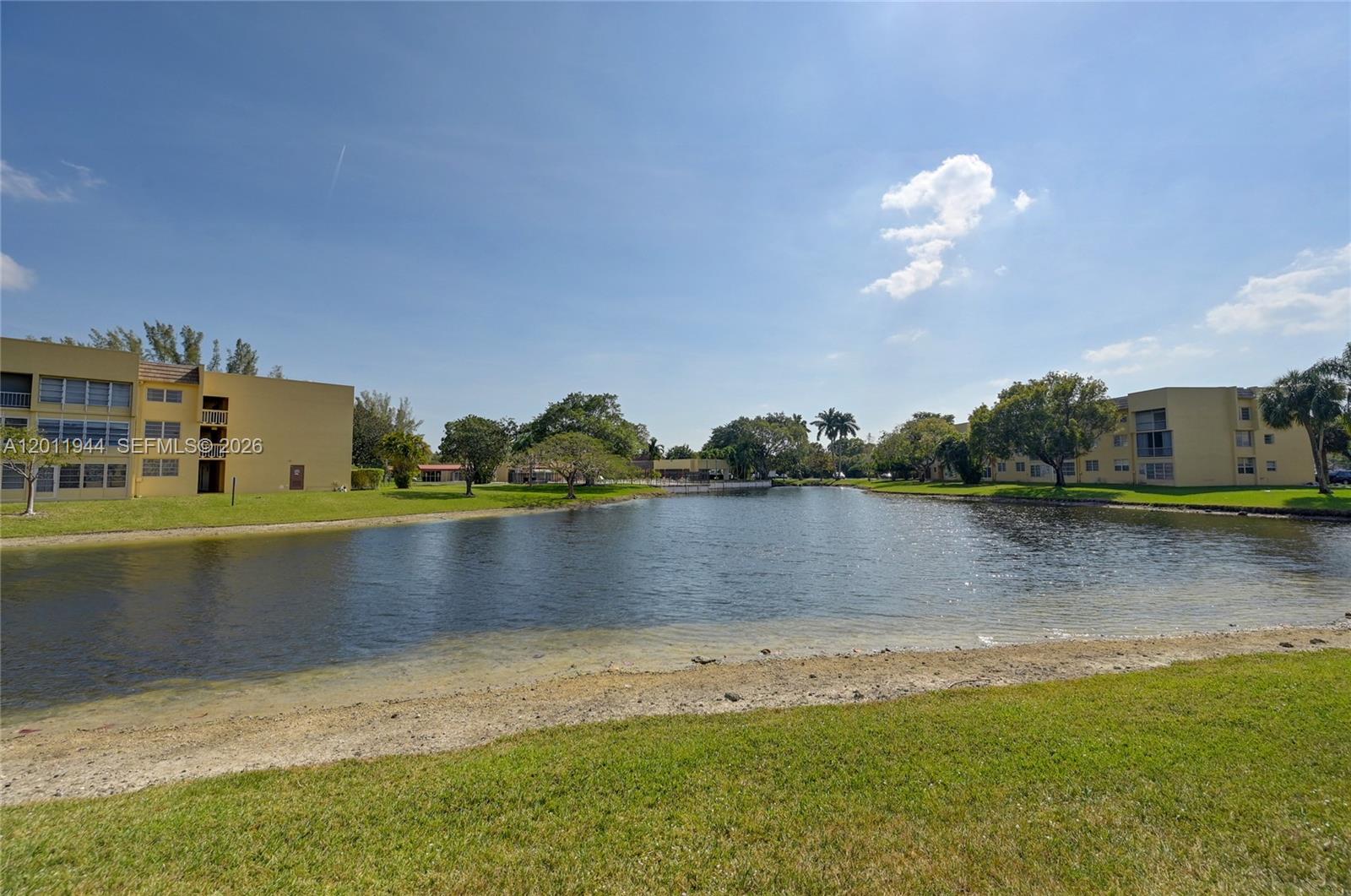 5860 NW 64th Ave #102, Tamarac FL 33319