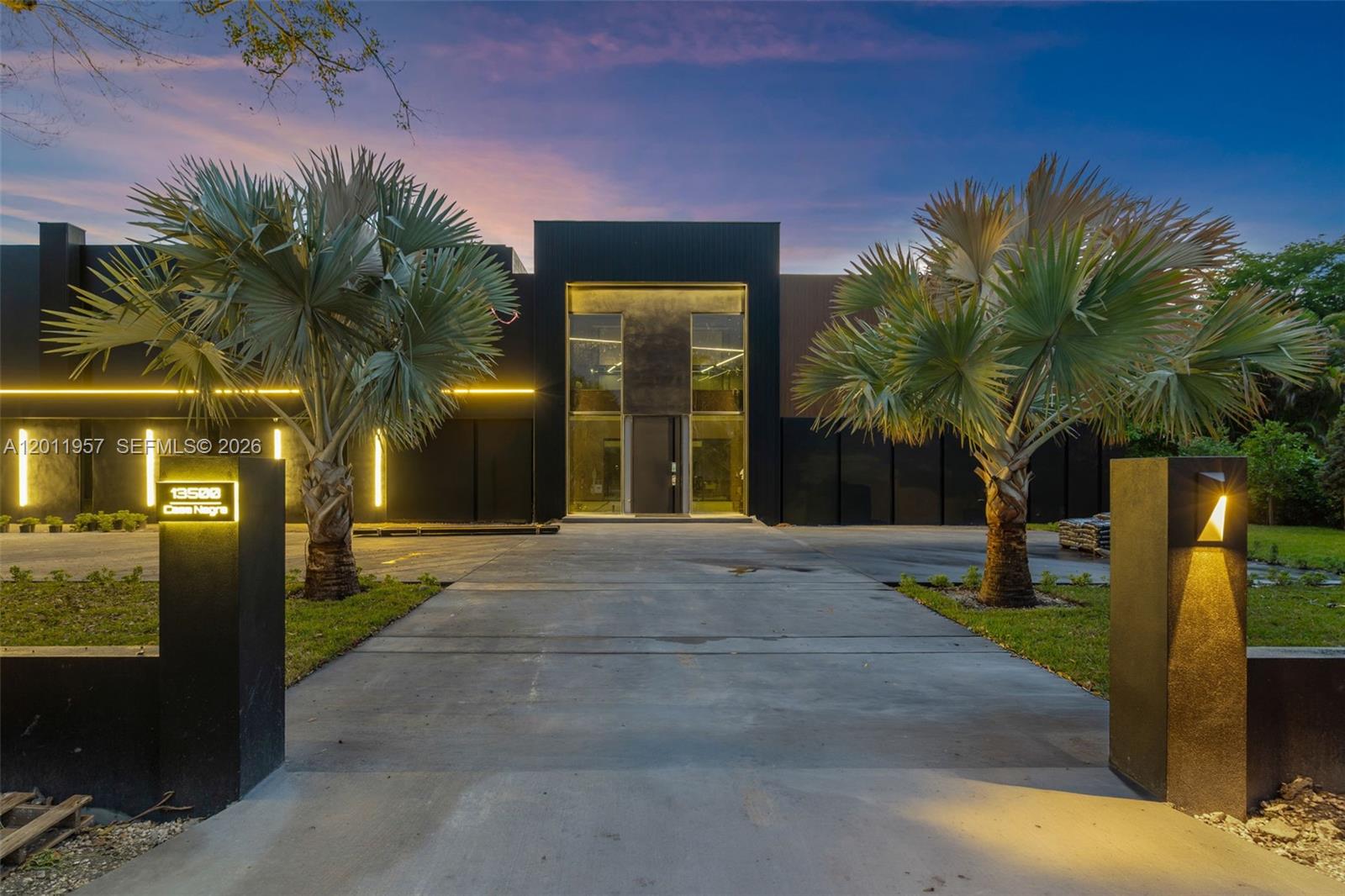 13500 SW 69th Ave, Pinecrest FL 33156