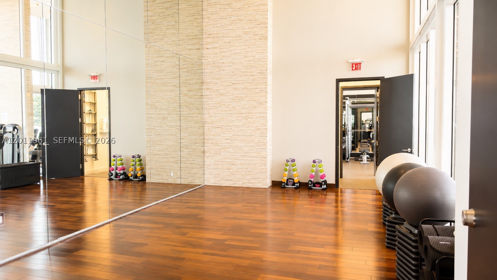 15901 Collins Ave #4303, Sunny Isles Beach FL 33160