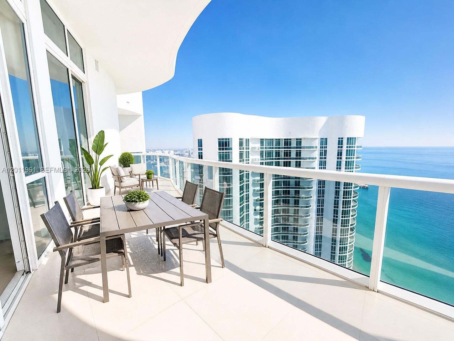 15901 Collins Ave #4303, Sunny Isles Beach FL 33160