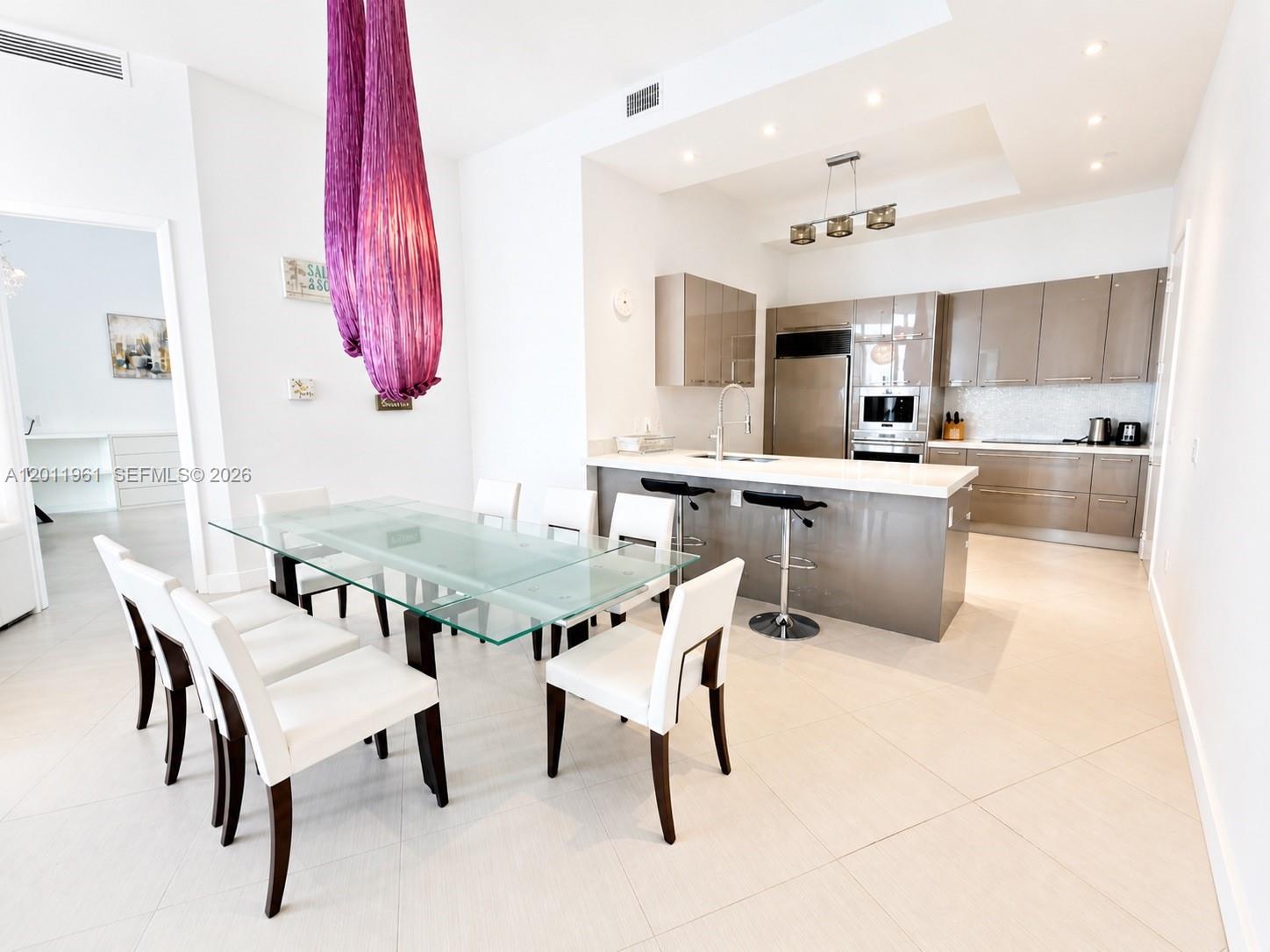 15901 Collins Ave #4303, Sunny Isles Beach FL 33160