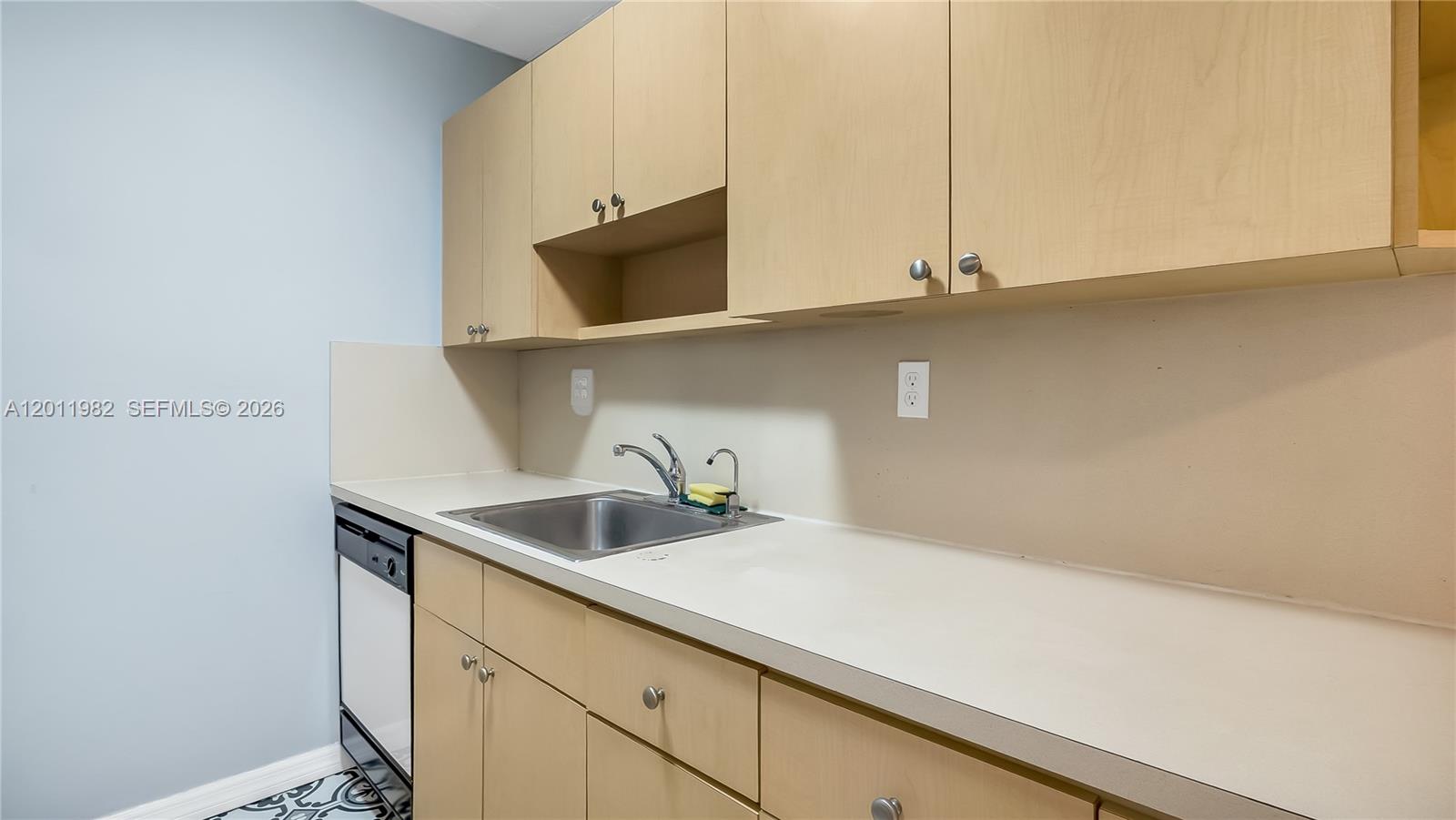 7231 Miami Lakes Dr #C5, Miami Lakes FL 33014