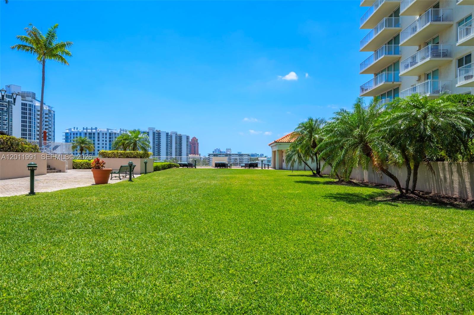 3020 NE 32nd Ave #612, Fort Lauderdale FL 33308