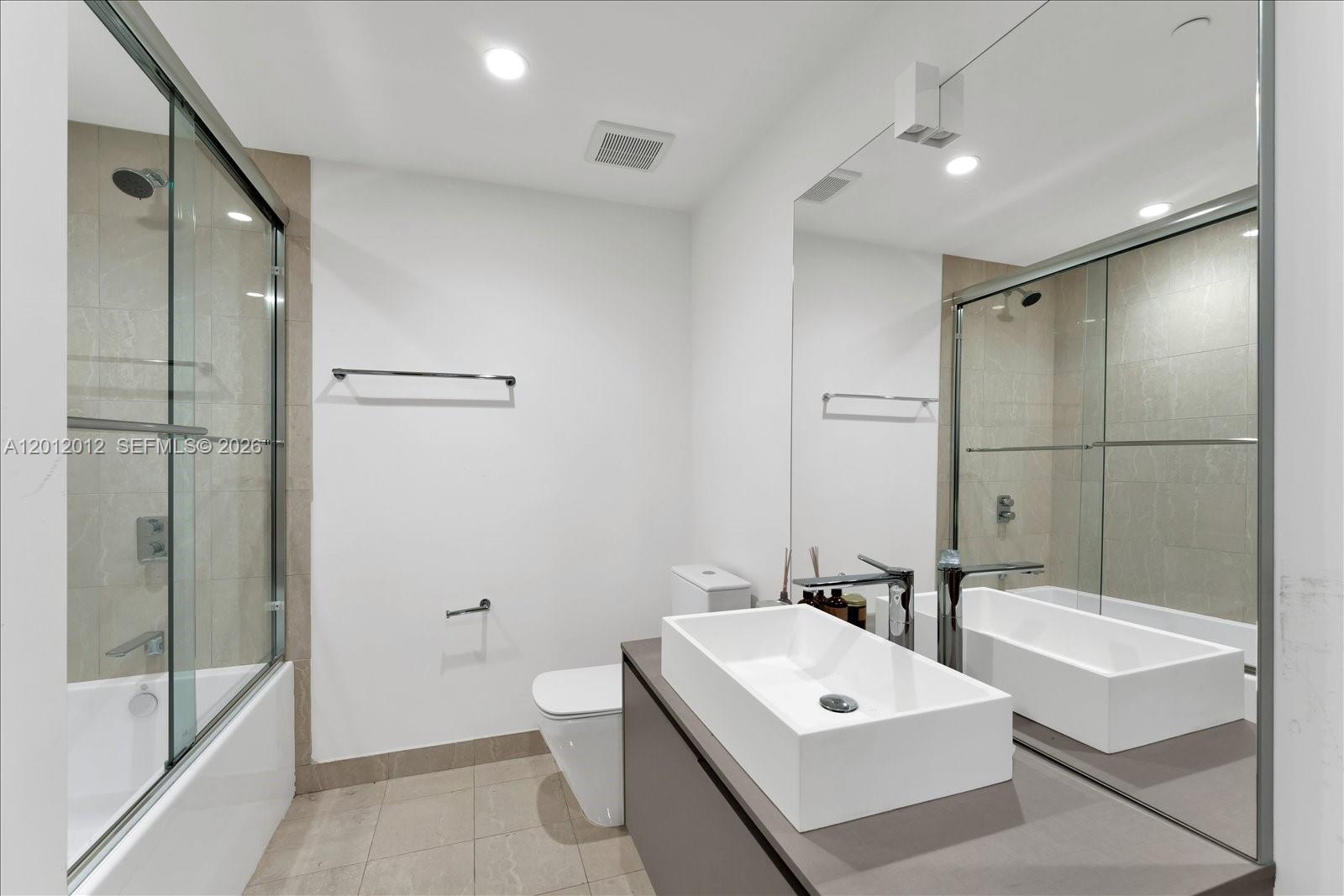1000 Brickell Plz #3607, Miami FL 33131