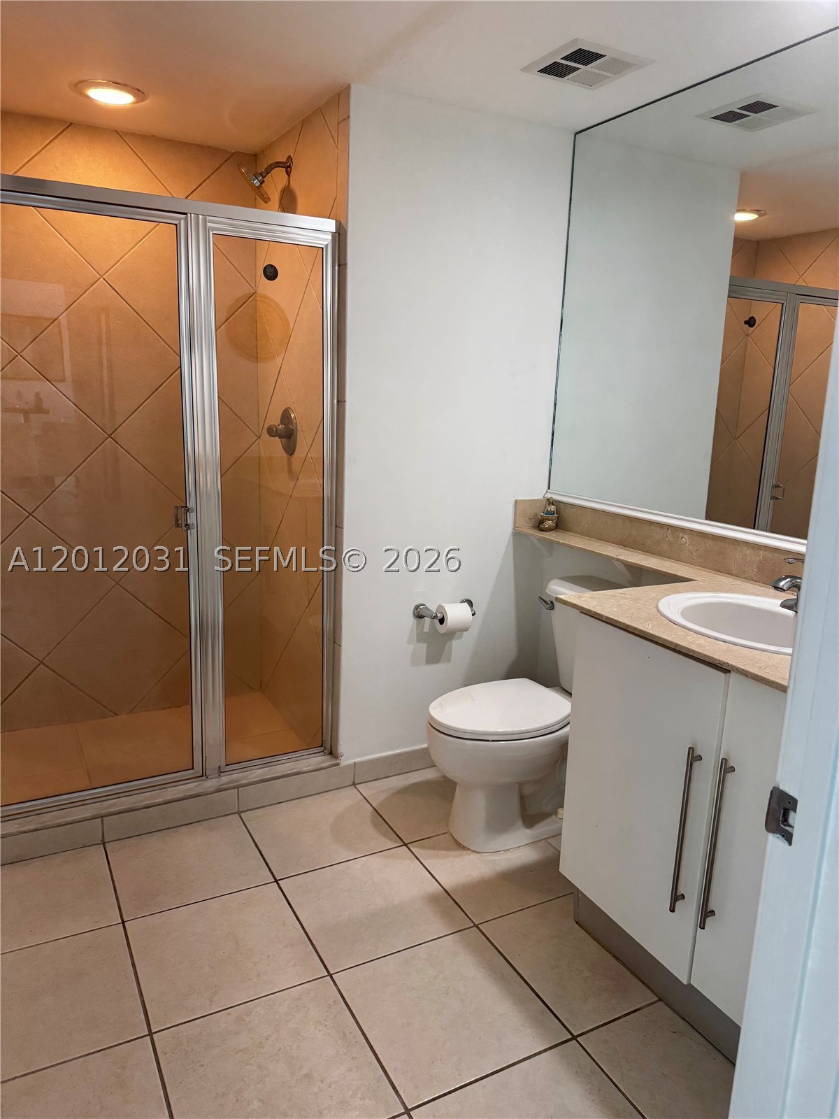 335 S Biscayne Blvd #2900, Miami FL 33131