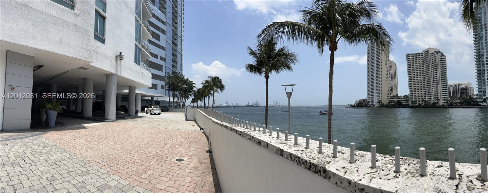 335 S Biscayne Blvd #2900, Miami FL 33131
