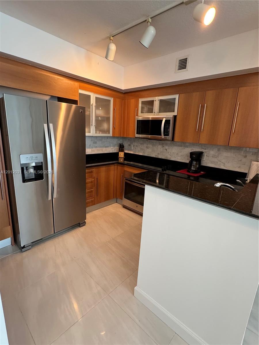 335 S Biscayne Blvd #2900, Miami FL 33131