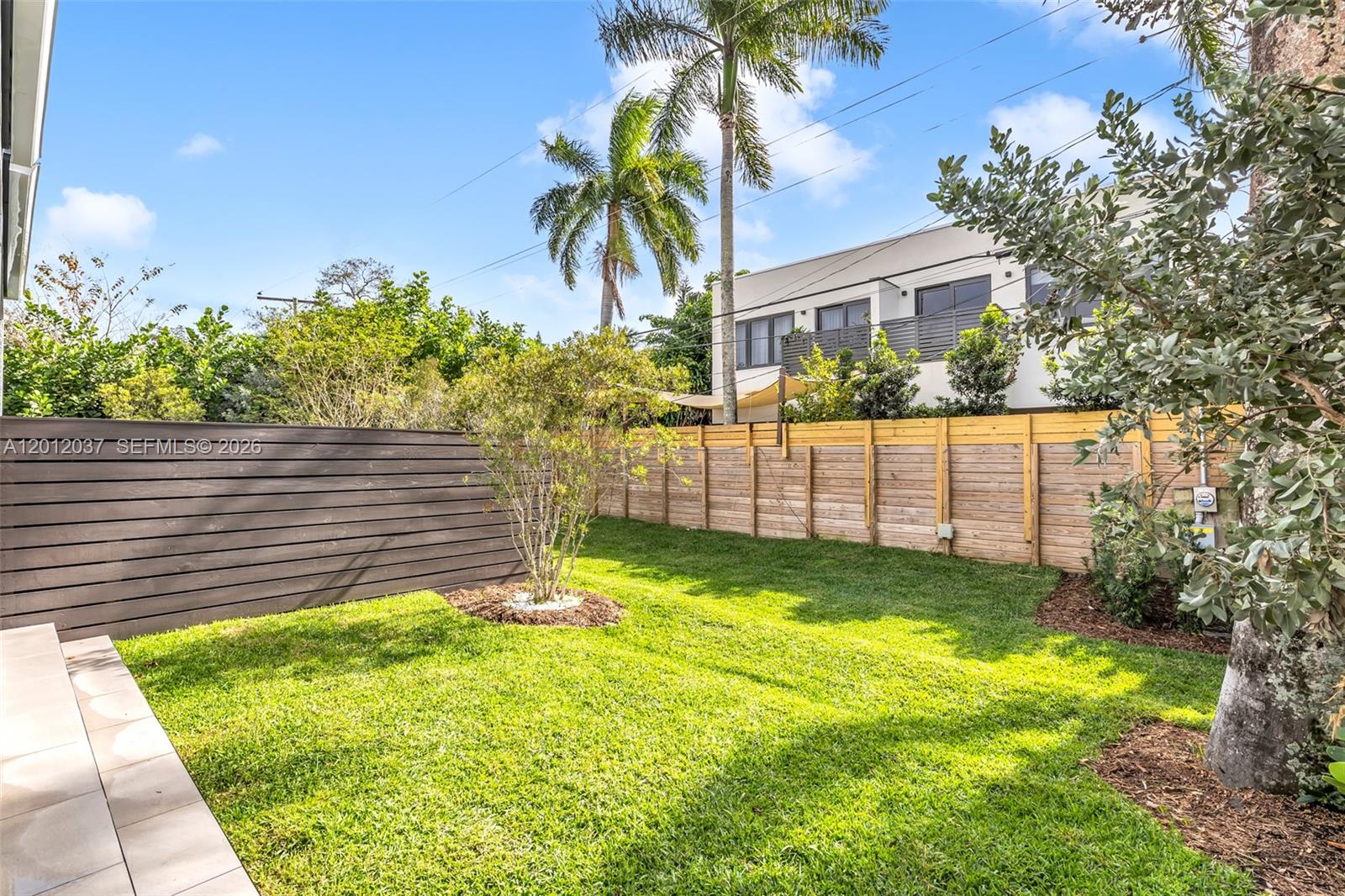 808 SW 9th St #808-B, Fort Lauderdale FL 33315