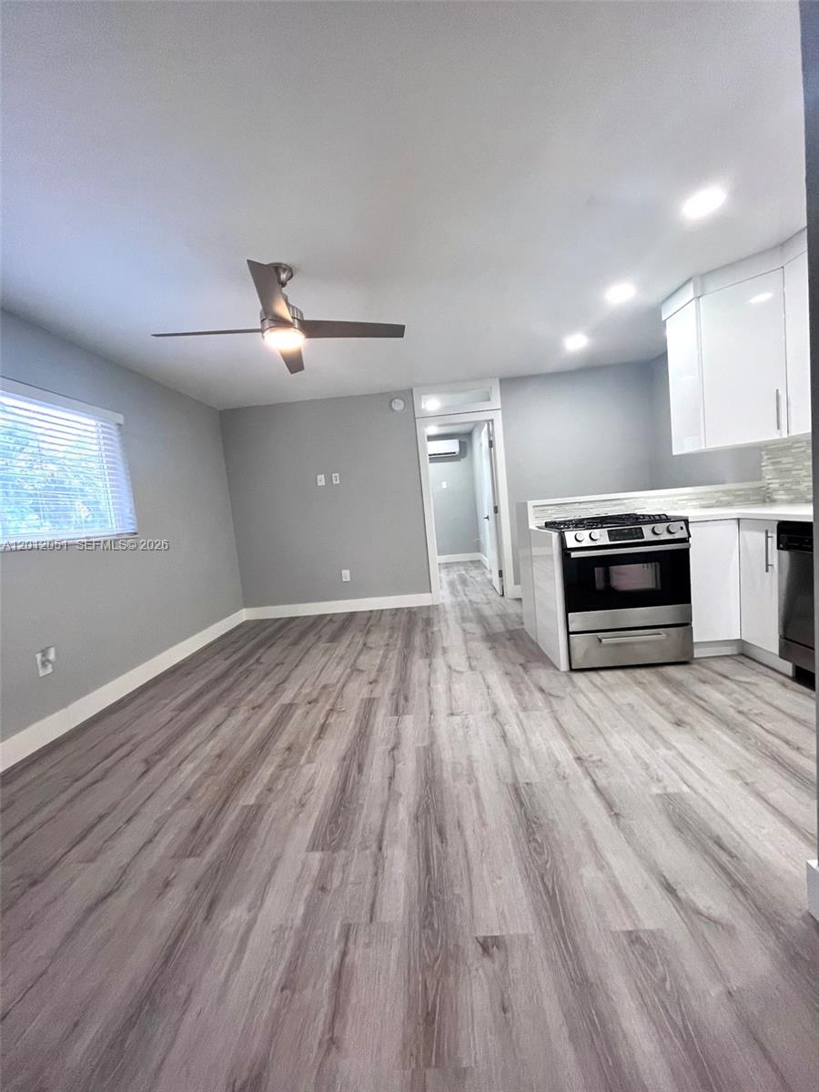 6310 SW 79th St #20, South Miami FL 33143