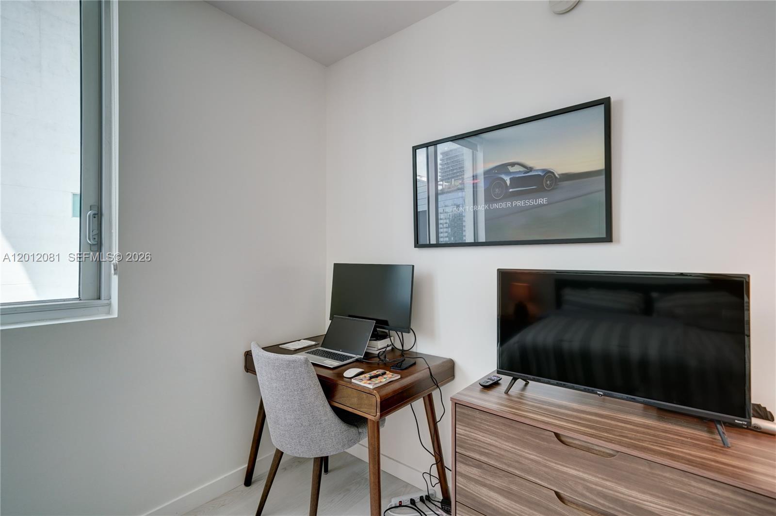 500 Brickell Ave #3807, Miami FL 33131