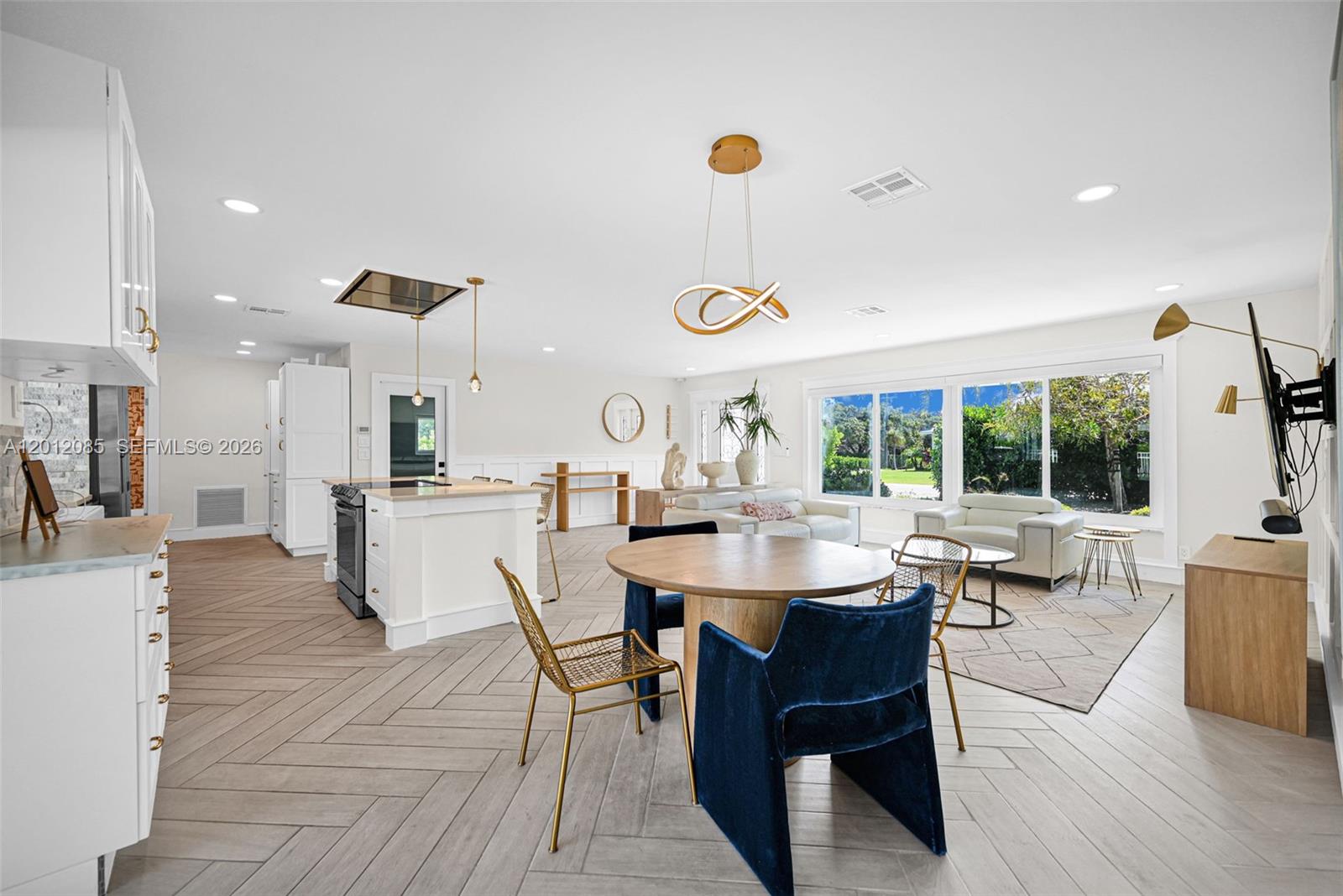 1001 NW 4th Ct, Boca Raton FL 33432