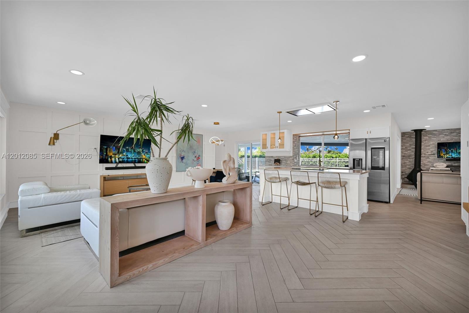 1001 NW 4th Ct, Boca Raton FL 33432